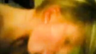 18 år gammel norsk jente suger og sveler