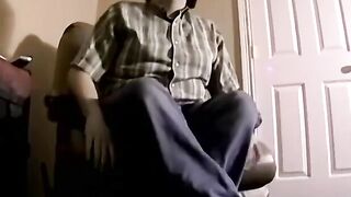 JoeSchmoeXXX.com - Chubby amateur bi dude Nick strokes his massive cock