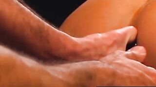 CentralFisting.com - Aaron Tanner's sweaty fisting round robin