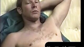 MenWorkinXXX.com - Long-haired Freddyz strokes his fat meat on his bed
