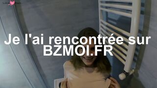 Video sexe amateur dans la salle de bain