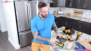 How To Handle Caulk