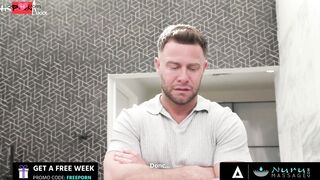 NURU STROKES - Therapist Deals Her Client's Fear Of Being Touched With Wild Sex FRENCH SUBTITLES