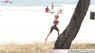 Workout makes this MILF extra horny